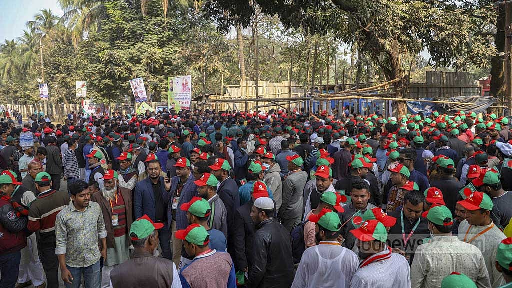 বঙ্গবন্ধুর স্বদেশ প্রত্যাবর্তনের দিনে আওয়ামী লীগের ভোট জয়ের উদযাপন