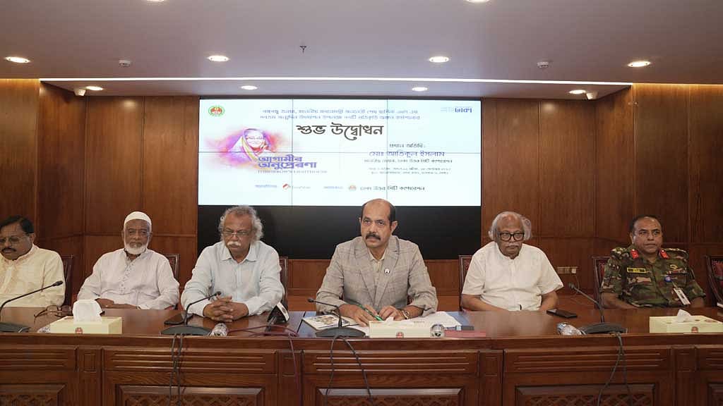 বৃষ্টির মধ্যে বিদ্যুৎস্পৃষ্টে মৃত্যুর দায় অবৈধ সংযোগ গ্রহণকারীদের: মেয়র আতিক