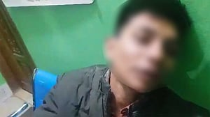 ভোটের দিন খাবার নিয়ে দ্বন্দ্ব, নৌকার কর্মীকে হত্যাচেষ্টায় মামলা