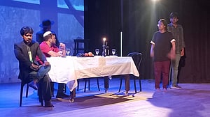 ফেইম নাট্যকলা বিভাগের নতুন নাটক 'খোঁজ'