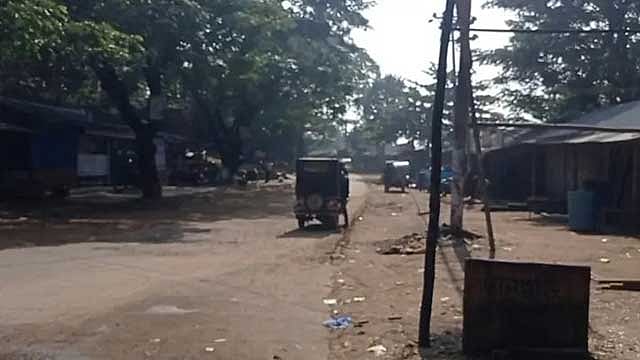 ৪ নেতা খুন: পানছড়ি বাজার বর্জনের সময় বাড়াল ইউপিডিএফ