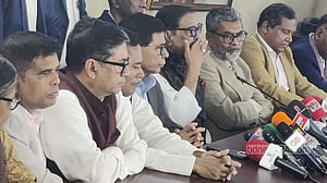 সংসদে জিএম কাদেরের কথায় ওবায়দুল কাদেরের উষ্মা