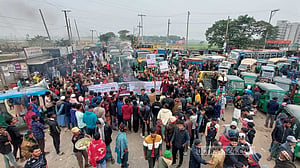 গৃহবধূ হত্যার বিচার চেয়ে সিলেট-সুনামগঞ্জ সড়কে বিক্ষোভ