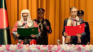 প্রধান বিচারপতির শপথ নিলেন ওবায়দুল হাসান