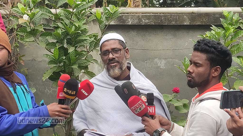 মাশরাফিকে সমর্থন দিয়ে ভোট থেকে সরলেন আওয়ামী লীগ নেতা