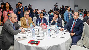 ভোটারদের চাপ প্রয়োগ, সহিংসতার বিষয়ে জানতে চাইলেন কূটনীতিকরা