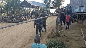 ভারতে পালাচ্ছে মিয়ানমারের সেনারা, উদ্বিগ্ন মিজোরাম