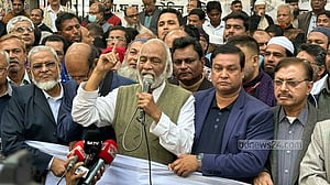 এই ভোটে 'বিদেশিদেরও আস্থা নেই': মঈন খান