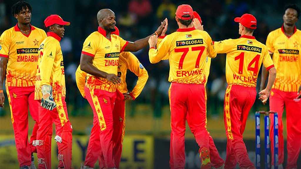 শেষ ওভারে ২৪ রান নিয়ে জিম্বাবুয়ের
অবিশ্বাস্য জয়