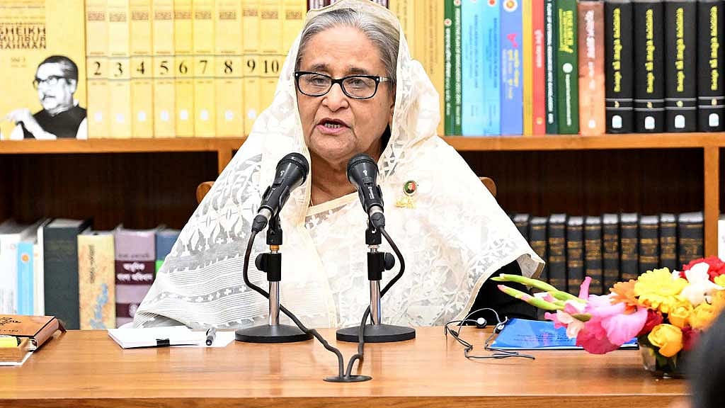 সংসদ অর্থবহ করতে স্বতন্ত্রদের ভূমিকা দেখতে চান প্রধানমন্ত্রী