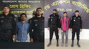 জয়পুরহাট র‌্যাবের অভিযানে আটক ২, বিপুল দেশীয় মদ জব্দ