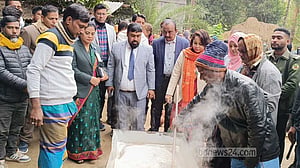 মানিকগঞ্জে ‘হাজারি পল্লী’ তৈরির ঘোষণা ডিসির