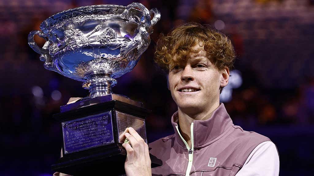 মেদভেদেভকে হতাশায় ডুবিয়ে অস্ট্রেলিয়ান ওপেন চ্যাম্পিয়ন সিনার