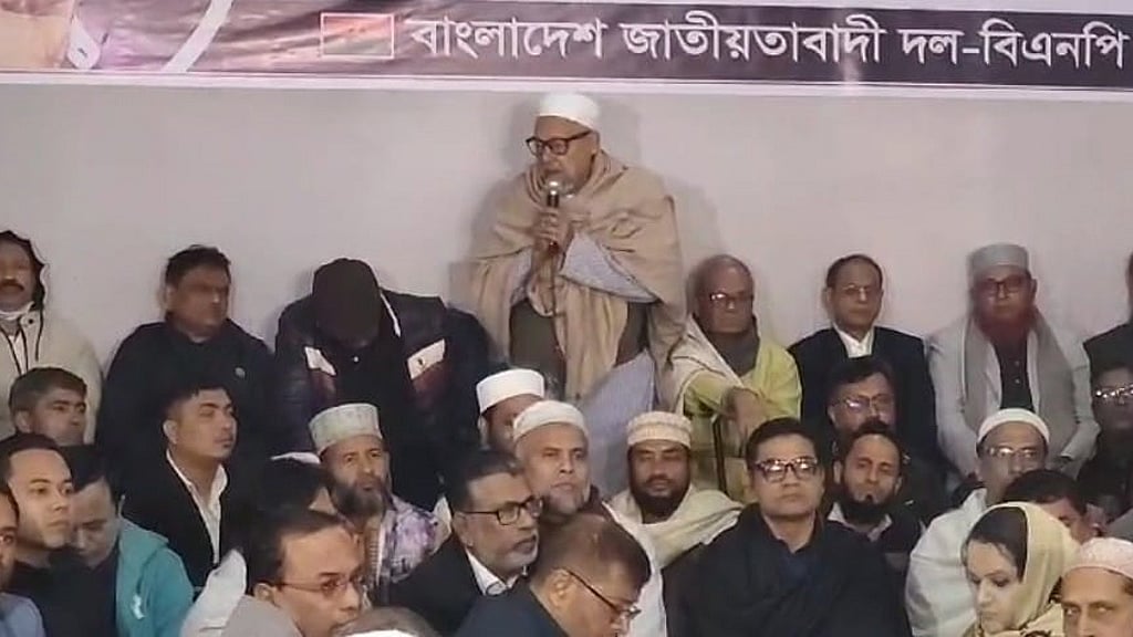 গণতন্ত্র ফেরানো ছাড়া পথ নেই: বিএনপির নজরুল