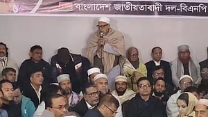 গণতন্ত্র ফেরানো ছাড়া পথ নেই: বিএনপির নজরুল