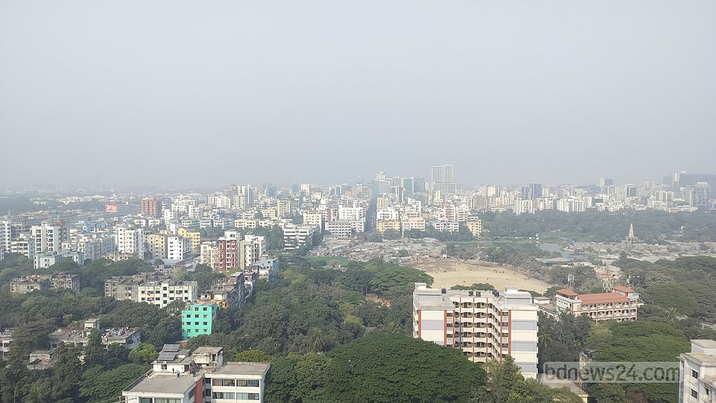 কুয়াশা ঝেঁটিয়ে রোদ, দিনে তাপমাত্রা বাড়ার আভাস