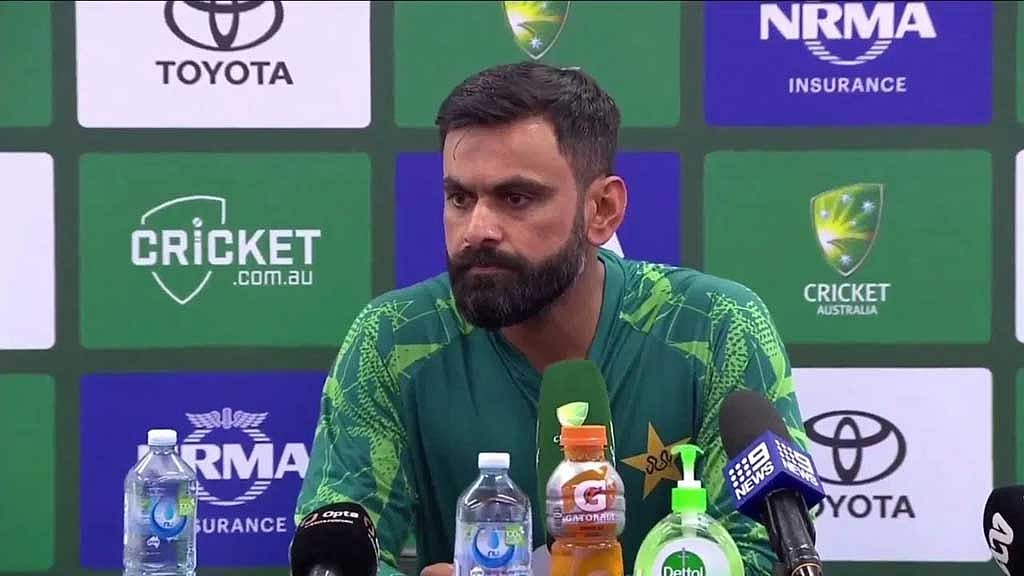 ‘৩-০ হার প্রাপ্য ছিল না’, সুযোগ হাতছাড়া নিয়ে হাফিজের আক্ষেপ
