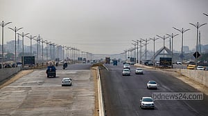 রাজধানীতে দুই দুর্ঘটনায় তিন জনের মৃত্যু