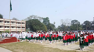 শৈত্যপ্রবাহ: কুড়িগ্রামে প্রাথমিক বিদ্যালয় বন্ধ, খোলা মাধ্যমিক