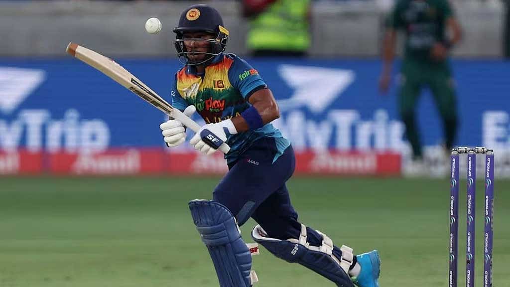 অসুস্থতায় মাঠের বাইরে নিসানকা