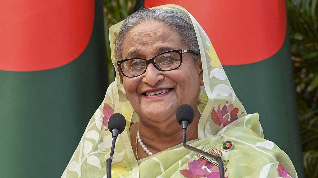 ‘বিরোধী দল কি আমি গড়ে দেব’, প্রশ্ন প্রধানমন্ত্রীর