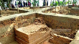 যশোরে খননে মিলছে হাজার বছরের প্রত্নতাত্ত্বিক নিদর্শন