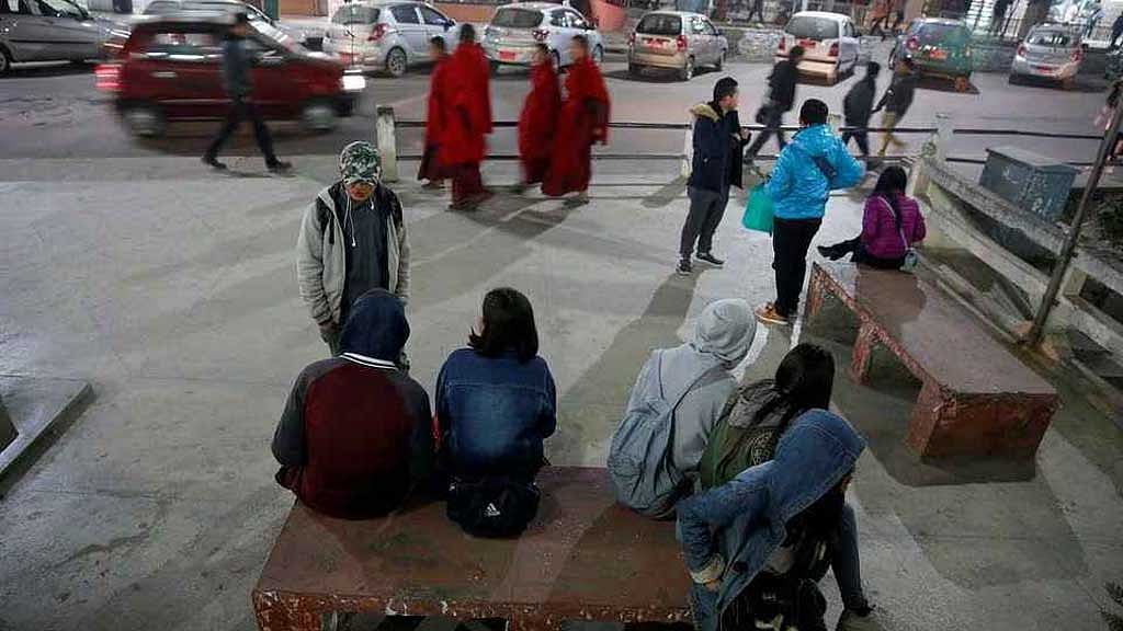 ভুটানের পার্লামেন্ট নির্বাচনে উদারপন্থি পিডিপির জয়