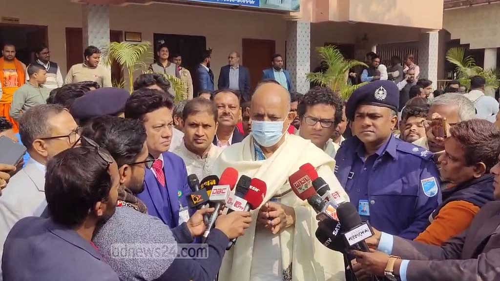নারায়ণগঞ্জেও বার্ন ইউনিট চান স্বাস্থ্যমন্ত্রী