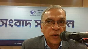 সম্পদের তথ্য দেয়ার বাধ্যবাধকতা উঠে গেলে দুর্নীতি উৎসাহিত হবে: টিআইবি