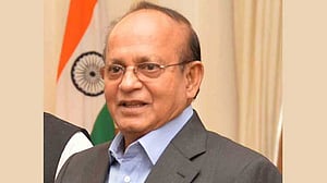 পিরোজপুরে হারলেন আনোয়ার হোসেন মঞ্জু