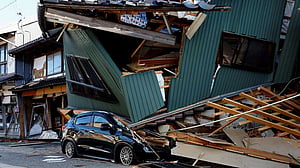 জাপানে ভূমিকম্পে নিহত অন্তত ৩০, ব্যাপক ক্ষয়ক্ষতি