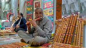 খাদি উৎসবে কমলের বাঁশি, নানা পণ্যের সমাহার