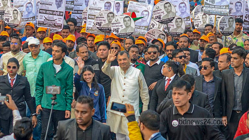 দ্বাদশ জাতীয় সংসদ নির্বাচনের প্রচারণার শেষ দিন বৃহস্পতিবার ঢাকা-৯&amp;nbsp; আসনের নৌকার প্রার্থী সাবের হোসেন চৌধুরী।