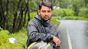 বাড়ি থেকে বেরিয়ে লাশ হলেন মোটরসাইকেল আরোহী ছাত্রলীগ নেতা