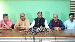 ফল বাতিলের দাবি চট্টগ্রামের গিয়াসের