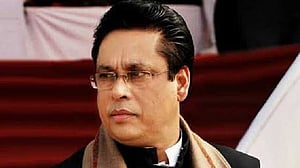 মাদারীপুরে হারলেন আওয়ামী লীগের গোলাপ