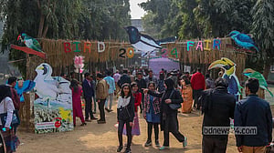 জাহাঙ্গীরনগরে পাখিমেলা