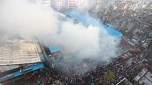 কৃষি মার্কেটে আগুন: ফায়ার সার্ভিসের তদন্ত কমিটি