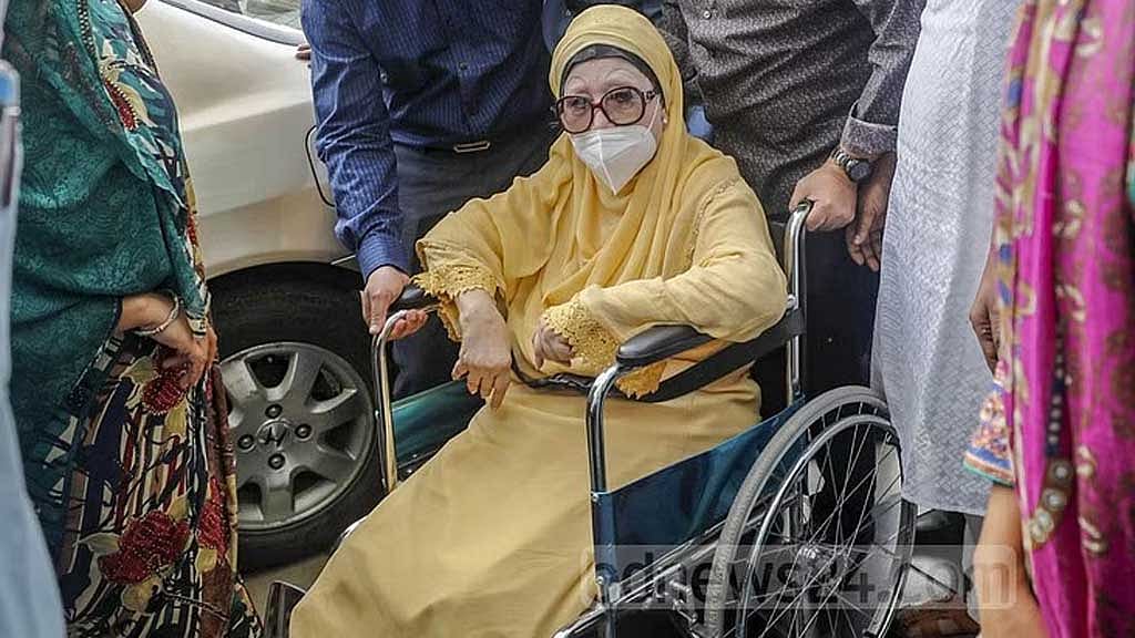 খালেদা জিয়াকে সিসিইউতে স্থানান্তর