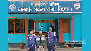 সড়কে ৪ মৃত্যু: হাসপাতাল ভাঙচুরের মামলায় গ্রেপ্তার ১