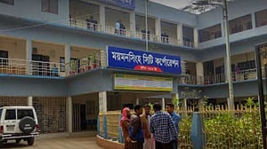 ময়মনসিংহে সিটি ভোটের হাওয়া, প্রার্থীদের দৌড়ঝাঁপ