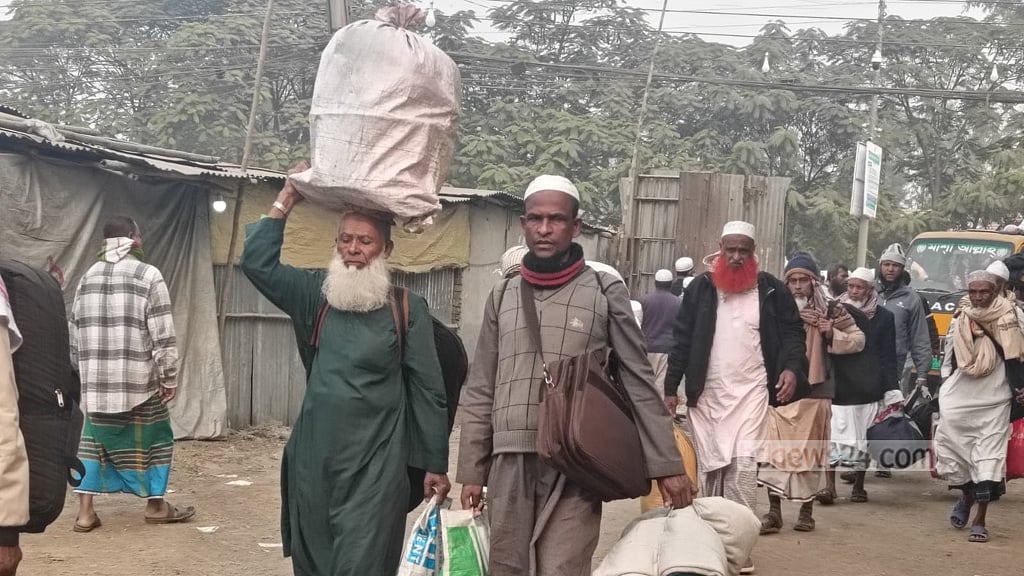 ইজতেমার প্রথম পর্ব: জোবায়ের পক্ষের অনুসারীরা আসছেন