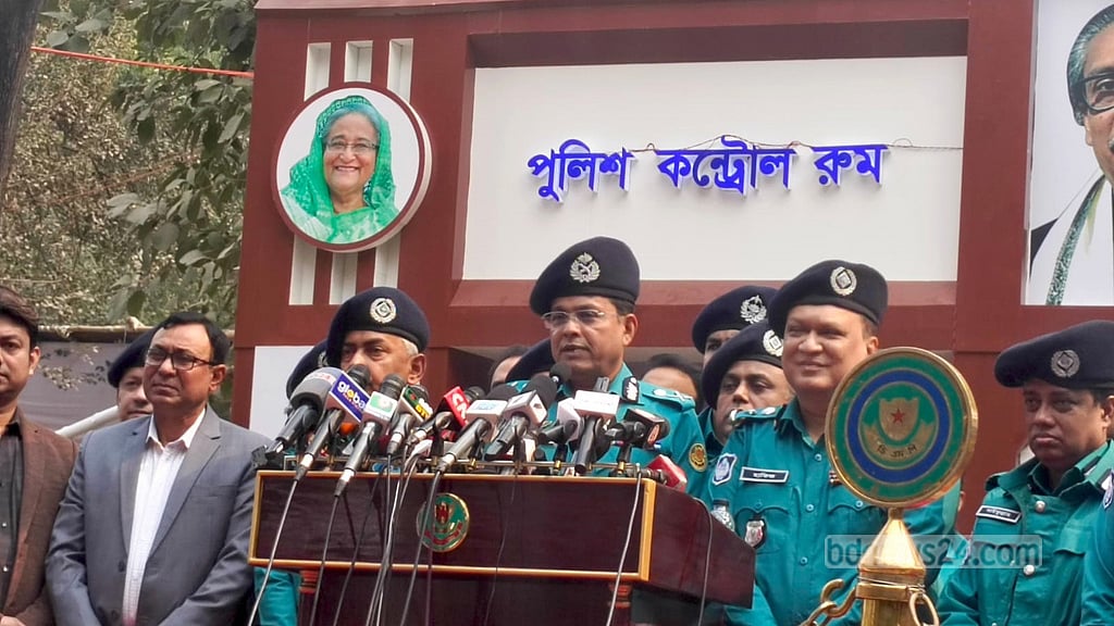 বইমেলায় জঙ্গি হামলার কোনো হুমকি নেই: ডিএমপি কমিশনার
