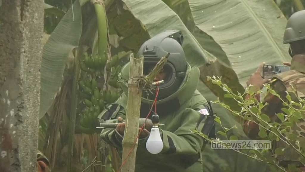 জামালপুরে পরিত্যক্ত স্থানে পাওয়া মর্টার শেল করা হল নিষ্ক্রিয়