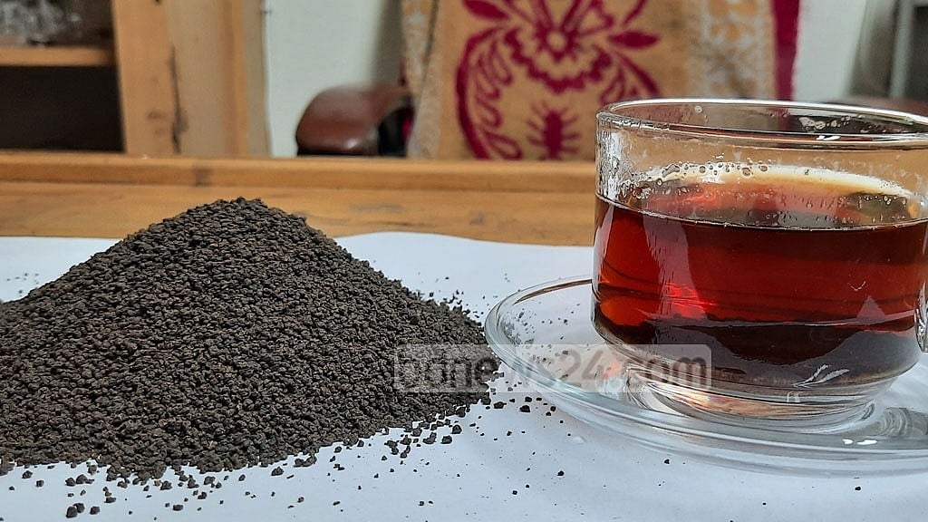 রেকর্ড ১০ কোটি কেজি চা উৎপাদনের লক্ষ্য পূরণ