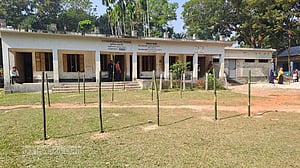 জামালপুরে নৌকা ও ট্রাক সমর্থকের সংঘর্ষ, পুলিশের গুলি
