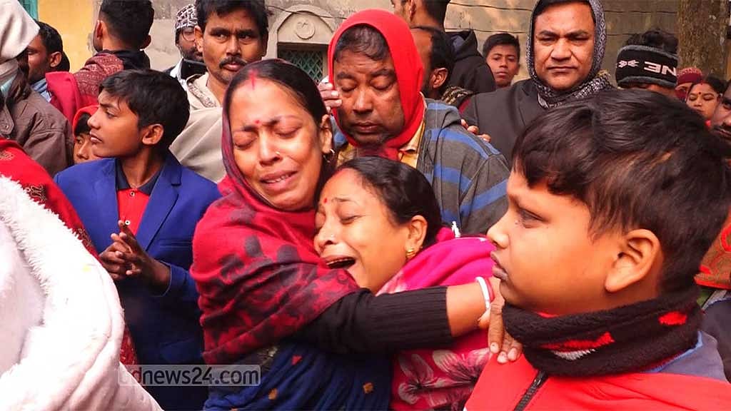 সন্তানসহ দম্পতি খুন: কিছুই বুঝতে পারছে না পরিবার