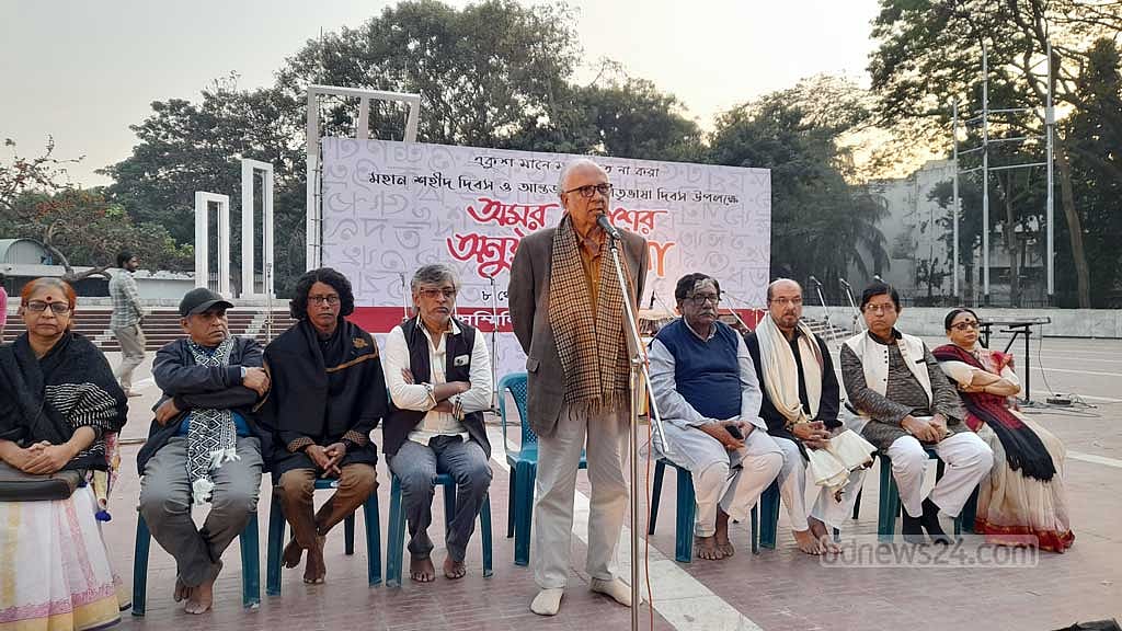 জাবিতে যথপোযুক্ত শাস্তি না হওয়ায় ধর্ষণ থামছে না: রামেন্দু মজুমদার