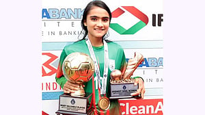‘সাধারণ মেয়ে নয়, ফুটবলারই হতে চেয়েছি’