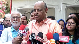 ভুল চিকিৎসা হলে কঠোর ব্যবস্থা: টাঙ্গাইলে স্বাস্থ্যমন্ত্রী